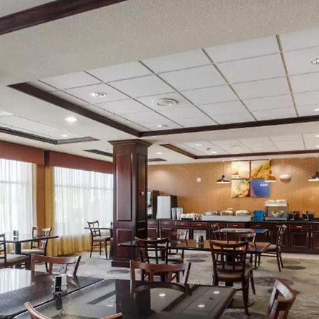 Lake Texoma Inn And Suites Denison Eksteriør billede